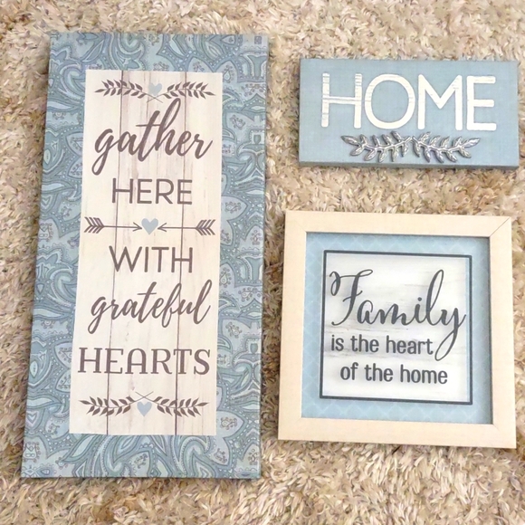 Wall decor - Picture 1 of 2